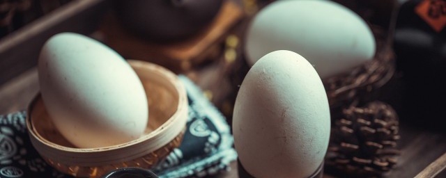 咸鴨蛋的功效與作用 咸鴨蛋的營養價值與功效