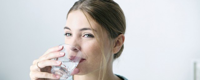 喝蘇打水的好處 經常喝蘇打水的好處