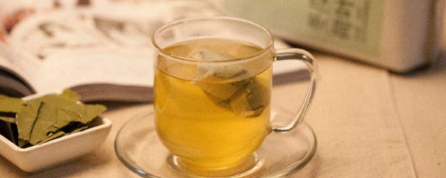 喝荷葉茶有什麼好處和壞處 經常喝荷葉茶的利弊