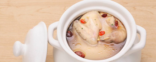鴿子湯和什麼燉最營養 鴿子和什麼一起燉湯最有營養