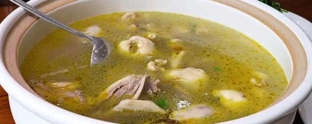 老鴨湯怎麼燉好吃 燉老鴨湯的做法步驟