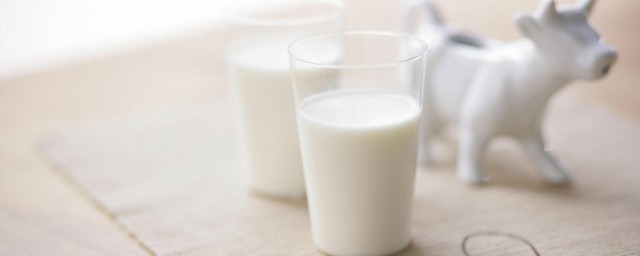 純牛奶和鮮牛奶的區別 純牛奶和鮮牛奶有哪些區別