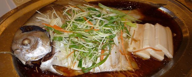 清蒸鯧魚的做法和步驟 怎麼做清蒸鯧魚