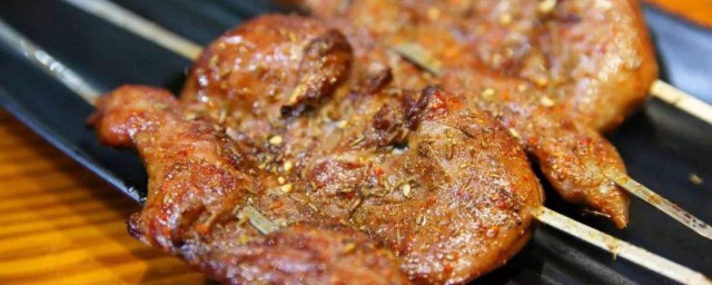 鵪鶉怎麼做好吃 烤鵪鶉的做法