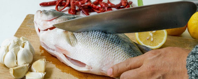 鱸魚怎麼做不老 需要準備哪些食材