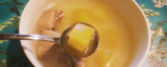 雪蓮果煲湯怎麼做 雪蓮果燉雞的做法