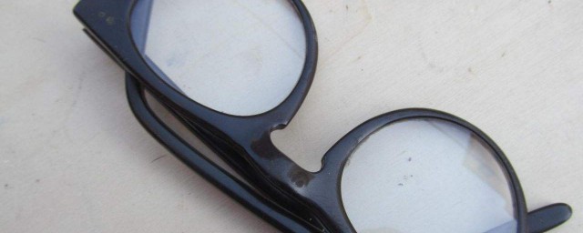 眼鏡鏡片上面的劃痕怎麼處理 如何修復眼鏡鏡片上的劃痕