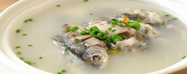 鯽魚湯怎麼熬成奶白色 鯽魚湯熬成奶白色的方法