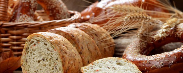 面包的配方和做法 面包的配方和做法介紹