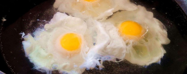水煮荷包蛋怎麼做 水煮荷包蛋的做法