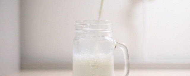 純牛奶加熱的正確方法 純牛奶加熱的正確方法是什麼