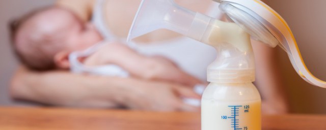 冷凍母乳如何解凍加熱 怎麼給冷凍母乳加熱