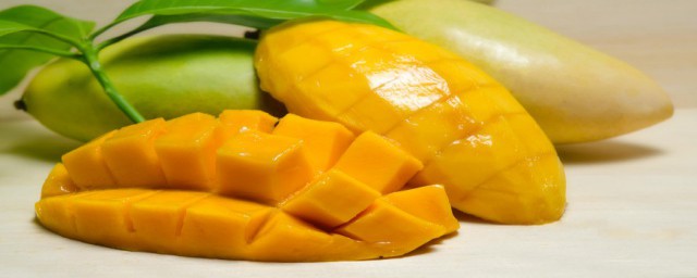 大芒果怎麼切方便吃 大芒果的簡單切法