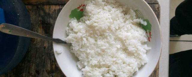 做米飯怎樣放水 水量重要嗎