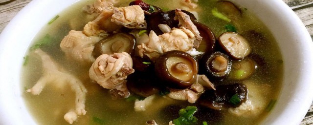 生香菇和雞肉怎樣做湯 生香菇雞肉湯的做法