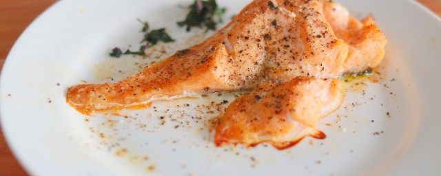 銀鱈魚怎麼處理不腥 銀鱈魚應該怎麼去腥