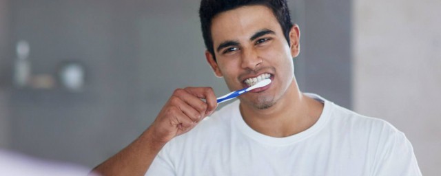 怎樣可以去牙黃 牙黃怎麼變白的方法