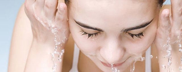 運動完能洗臉嗎運動完能不能洗臉 不可以馬上洗臉
