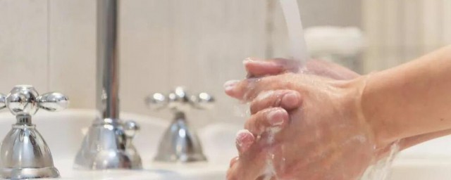 怎麼用醫用酒精洗手 有什麼辦法