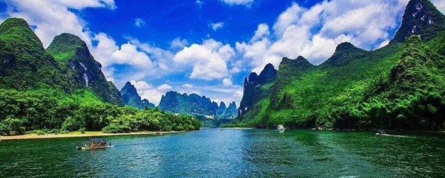 桂林山水的詩 分別出自哪裡