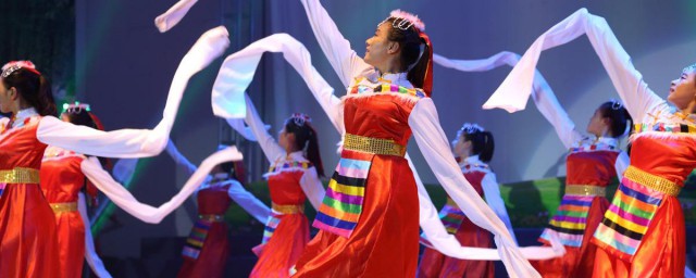 藏族舞蹈基本動作介紹 藏族舞蹈基本動作講解