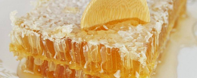 蜂巢蜜怎麼吃 蜂巢蜜的食用方法