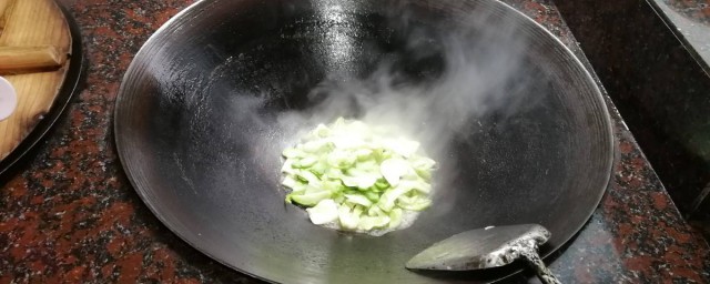大鍋飯怎麼做 大鍋飯的做法