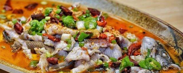 川菜傢常菜介紹 香辣羊排和燒椒翹殼的做法
