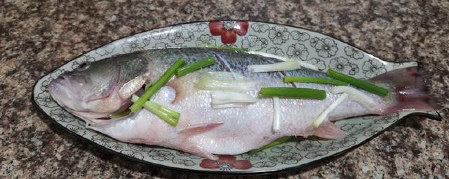蒸魚怎麼做好吃又簡單 教你五分鐘做出美味清蒸魚