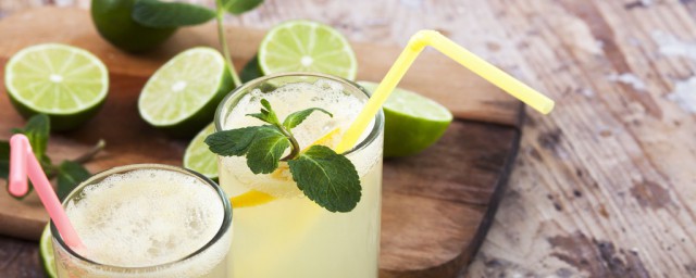 冷飲店的檸檬水怎麼做 冷飲店的檸檬水的做法