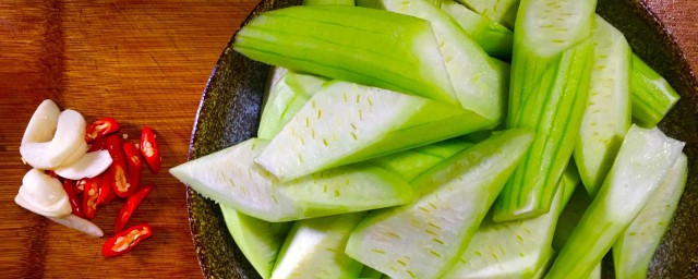 絲瓜怎麼做 好吃的清炒絲瓜做法