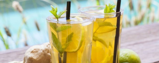 喝檸檬水有什麼好處和壞處 喝檸檬水的益處