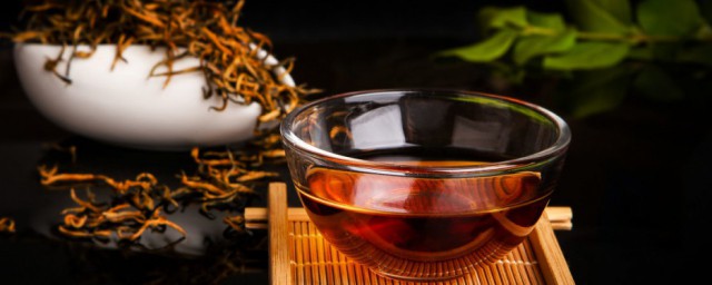 喝普洱茶有什麼好處 養胃降壓護膚