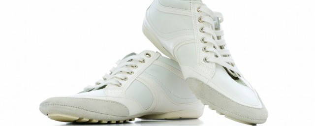 白色的網鞋臟瞭怎麼辦 如何清洗白色的鞋子