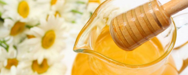 喝蜂蜜有什麼好處 對人體有什麼作用