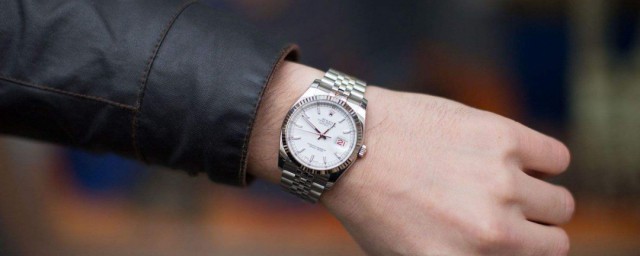 戴手表戴哪隻手 手表戴左手的原因