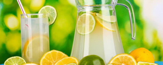 夏天喝檸檬水可以嗎 喝檸檬水的好處有哪些