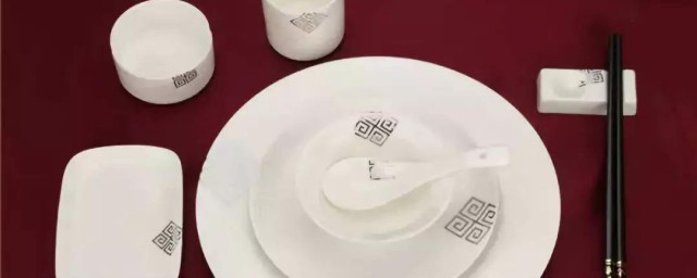 中國餐桌禮儀十大禁忌 中國餐桌禮儀十大禁忌是什麼