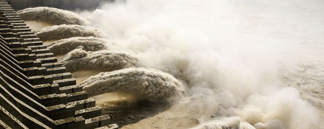 下遊洪澇為什麼三峽還泄洪 是什麼原因啊