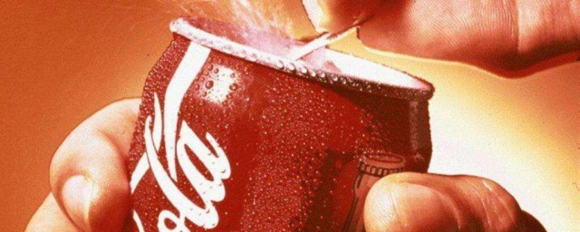 可樂最初誕生是什麼顏色 這個你知道嗎