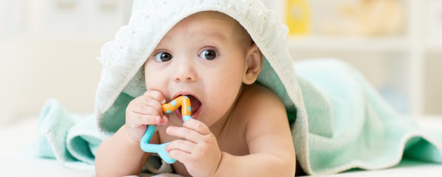 寶寶輔食添加時間表 嬰兒輔食添加時間表