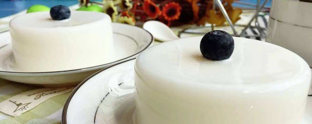 牛奶佈丁的做法最簡單 怎麼制作牛奶佈丁