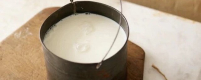 有機牛奶和普通牛奶的區別 有機純牛奶和普通純牛奶有什麼區別