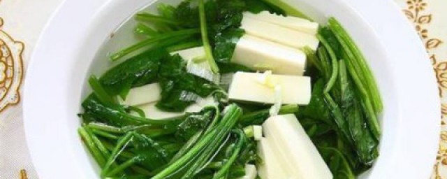 豆腐和菠菜能一起吃嗎 理由是什麼
