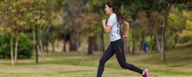 跑步和跳繩哪個減肥效果好 怎麼減肥最好