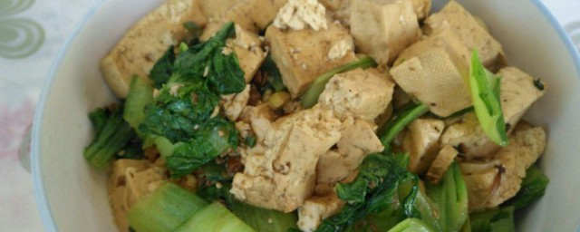 小白菜燉豆腐的做法 小白菜燉豆腐做法步驟