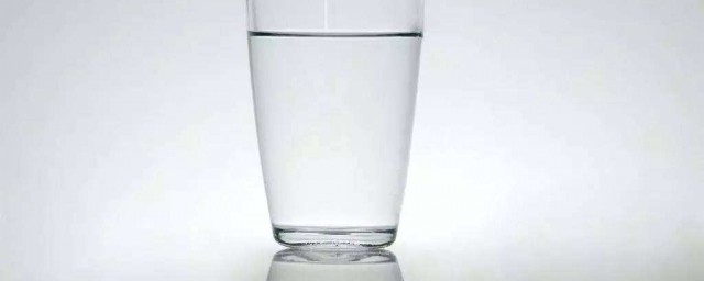 一天喝多少毫升水 真正有效的飲水方法