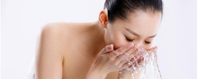 油脂分泌旺盛怎麼辦 油性皮膚洗臉方法