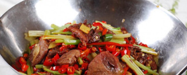 幹鍋牛肉的做法 幹鍋牛肉的營養價值