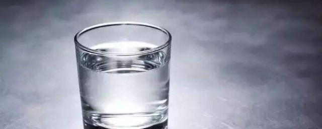 多喝水能減肥嗎 有助於減肥